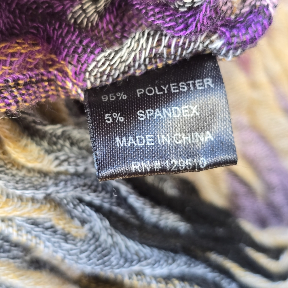 Again Chic Multicolor Chevron Scarf - Picture 9 of 9